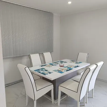 Delta Apartment